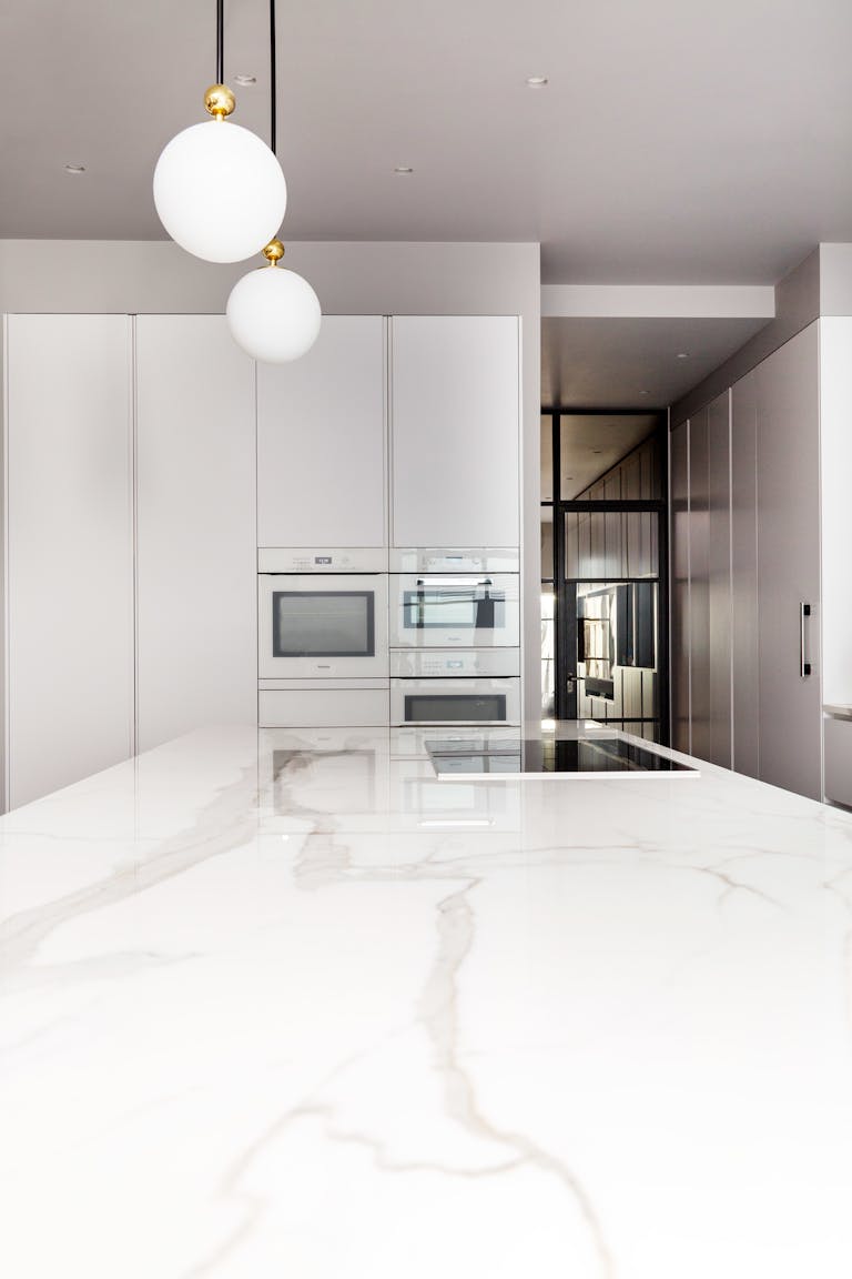 bespoke-contemporary-kitchen