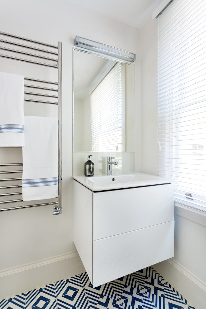 Bespoke-Bathrooms-Vanities