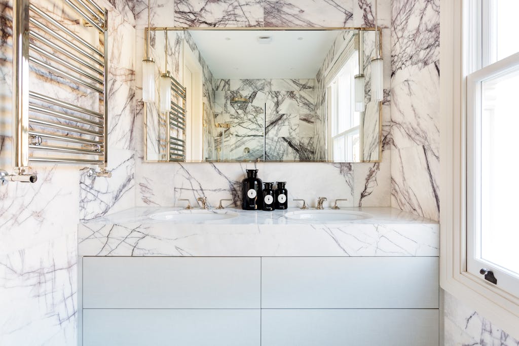 Bespoke-Bathrooms-Vanities