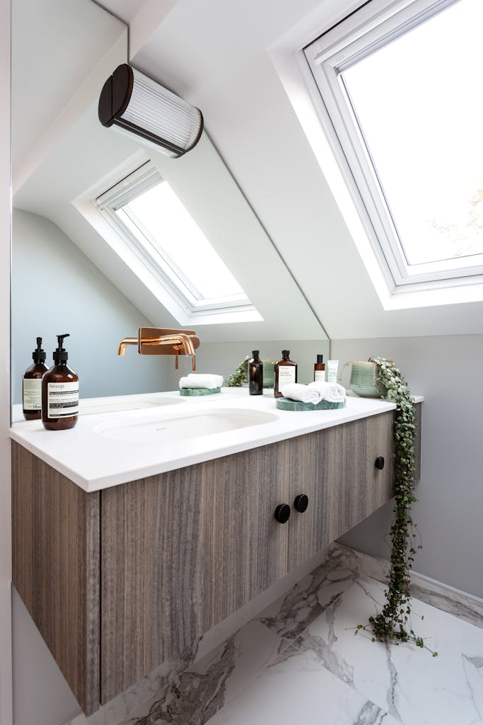 Bespoke-Bathrooms-Vanities