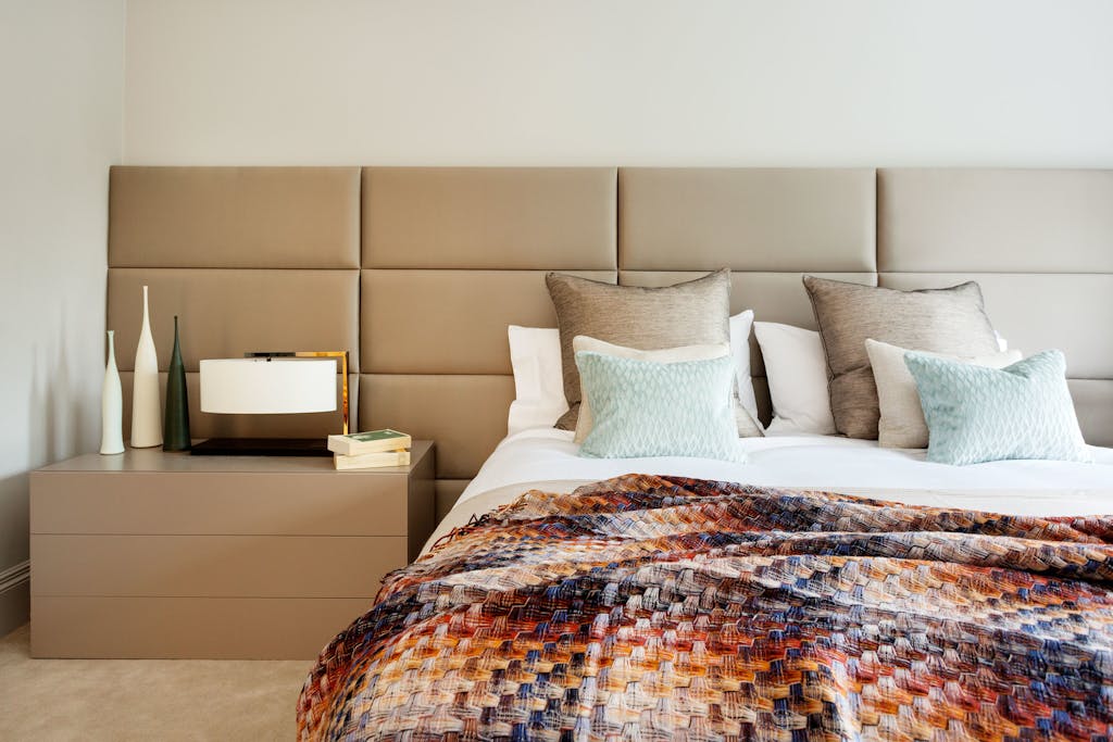 Bespoke-Bedrooms-Dressing-Rooms-Joinery-Wardrobes-Storage