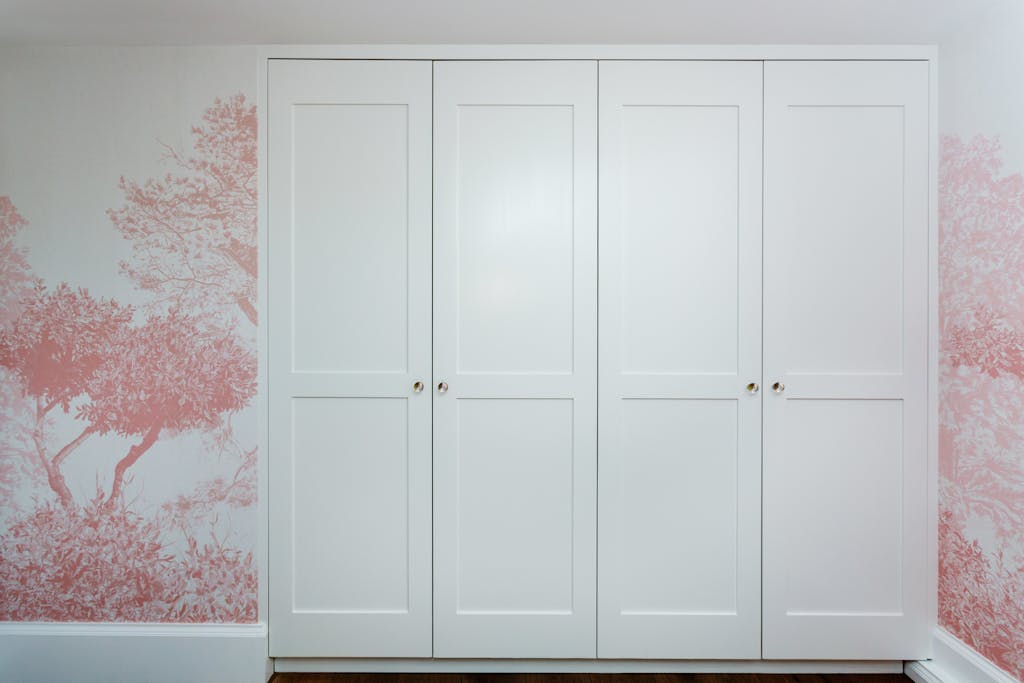 Bespoke-Bedrooms-Dressing-Rooms-Joinery-Wardrobes-Storage