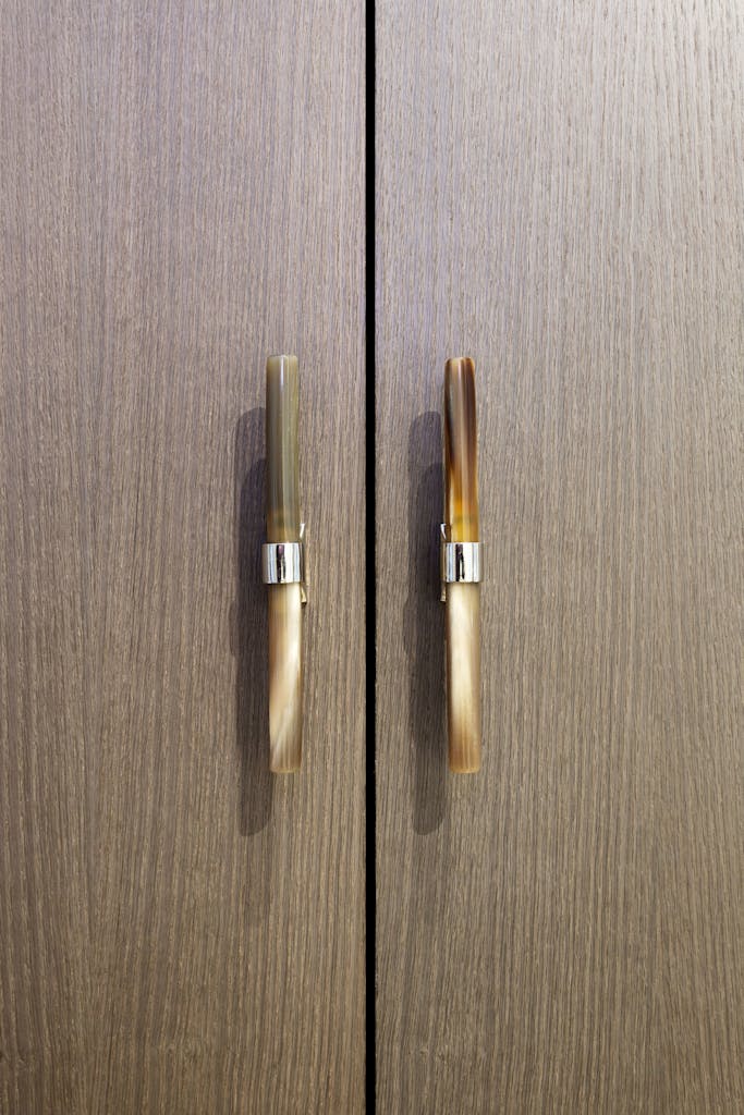 Bespoke-Bedrooms-Dressing-Rooms-Joinery-Wardrobes-Storage