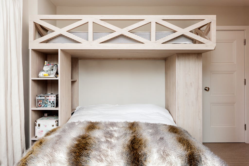 Bespoke-Bedrooms-Dressing-Rooms-Joinery-Wardrobes-Storage