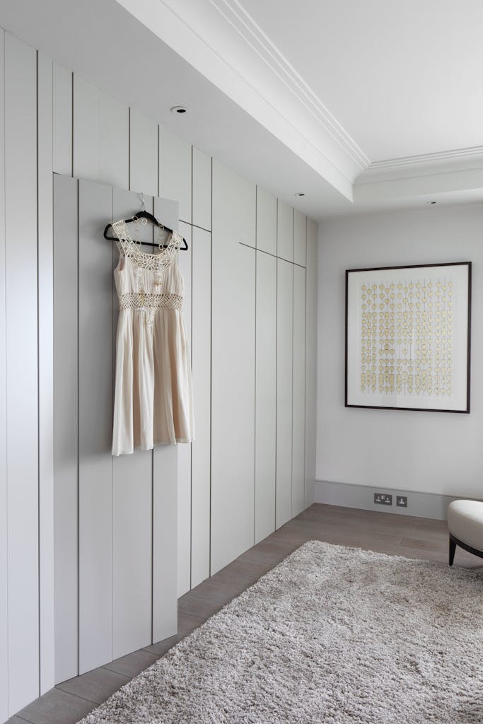 Bespoke-Bedrooms-Dressing-Rooms-Joinery-Wardrobes-Storage