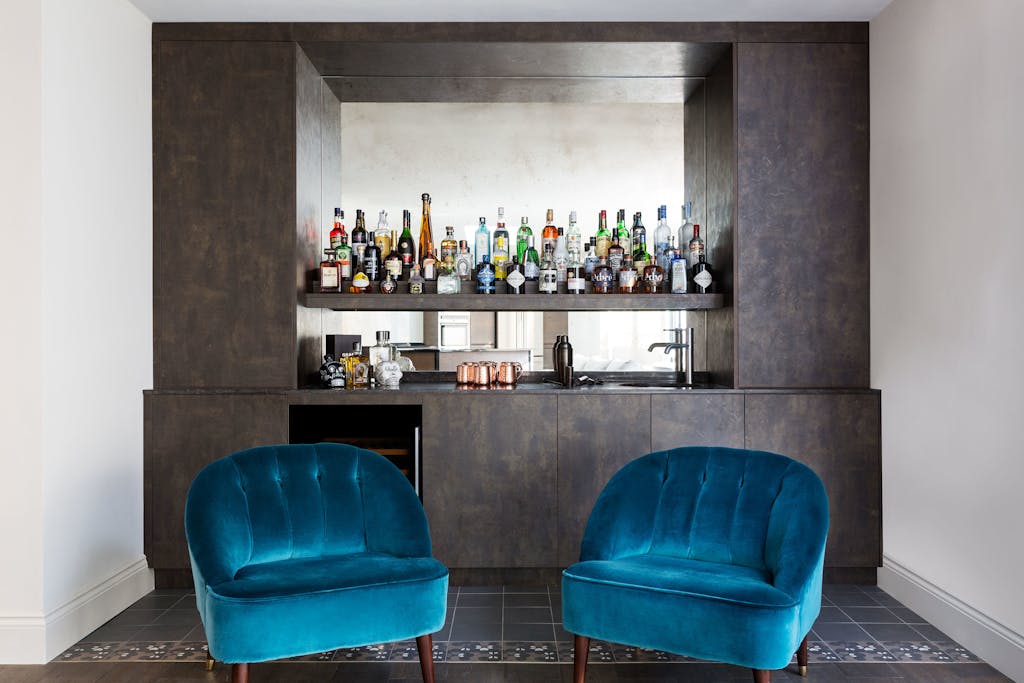 Bespoke-Home-Bars-Joinery-Wood-Plasterboard-Shelving-Luxury-Living-Room-Feature-Wine-Bar