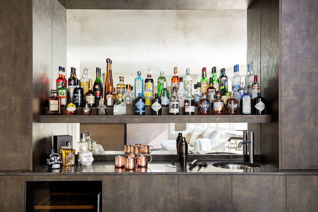Bespoke-Home-Bars-Joinery-Wood-Plasterboard-Shelving-Luxury-Living-Room-Feature-Wine-Bar