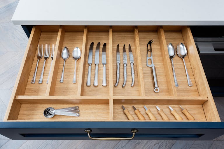 Bespoke-Kitchens-Luxury-Designs-Internals-Timber-Wood-Walnut-Veneer-Xyloclead-Cabinets-Joinery