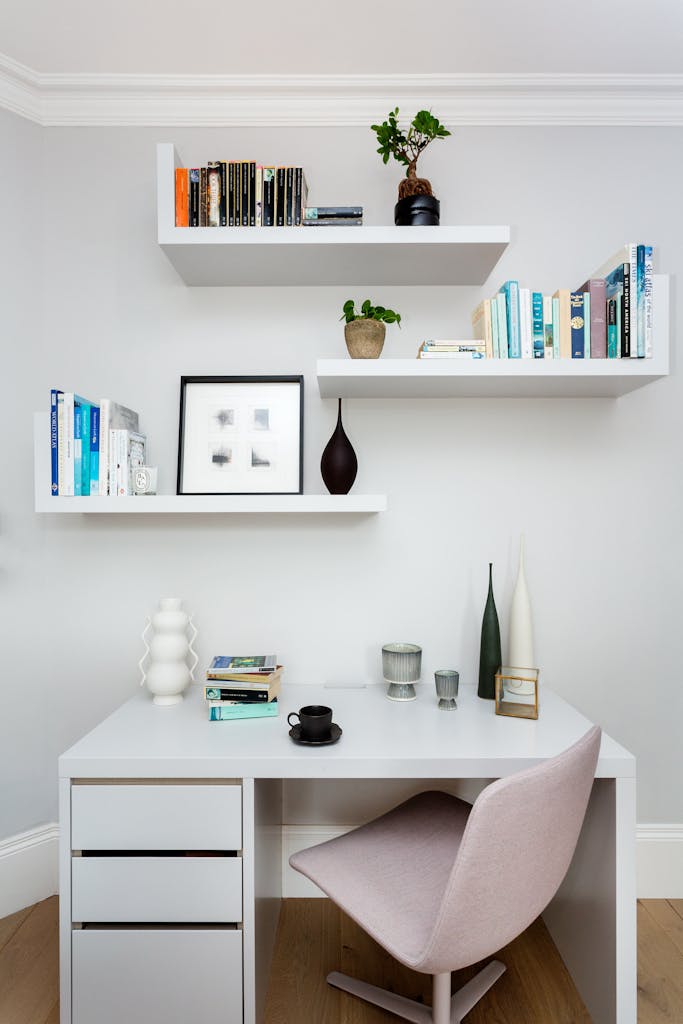 Bespoke-Living-Bookshelves-Libraries-Joinery-Cabinetry-Study-Cabinets-Handmade-Storage-Shelving-Luxury-Finishes