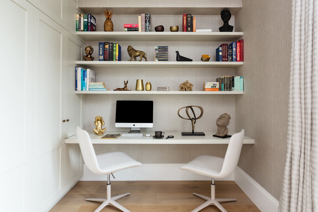 Bespoke-Living-Bookshelves-Libraries-Joinery-Cabinetry-Study-Cabinets-Handmade-Storage-Shelving-Luxury-Finishes