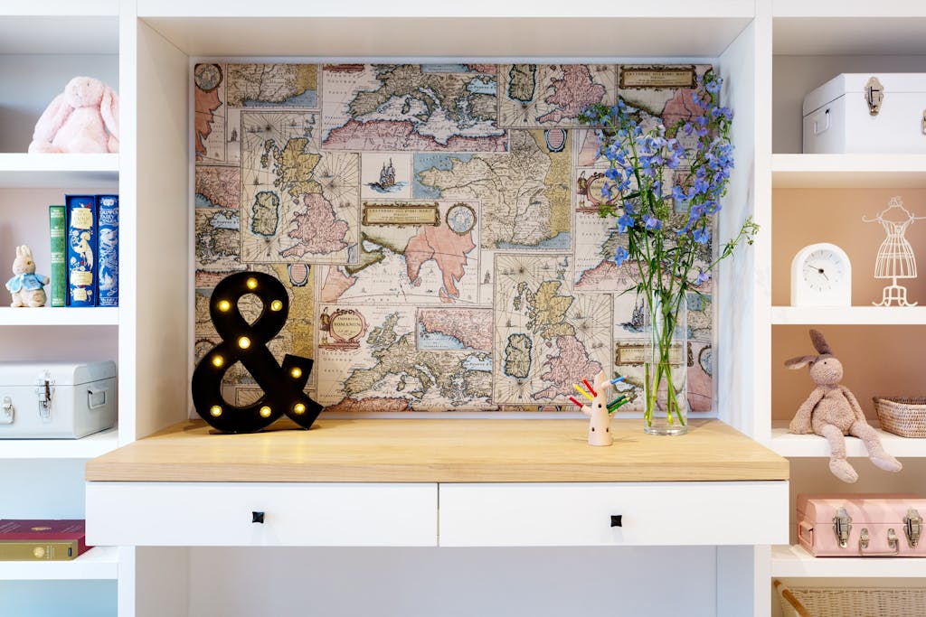 Bespoke-Living-Bookshelves-Libraries-Joinery-Cabinetry-Study-Cabinets-Handmade-Storage-Shelving-Luxury-Finishes