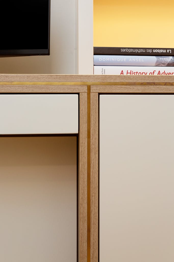 Bespoke-Living-Bookshelves-Libraries-Joinery-Cabinetry-Study-Cabinets-Handmade-Storage-Shelving-Luxury-Finishes