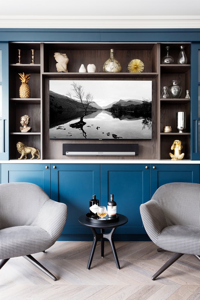 Bespoke-Living-Spaces-Joinery-Cabinetry-Bookshelves-Cabinets-Handmade-Storage-Shelving-Luxury-Finishes