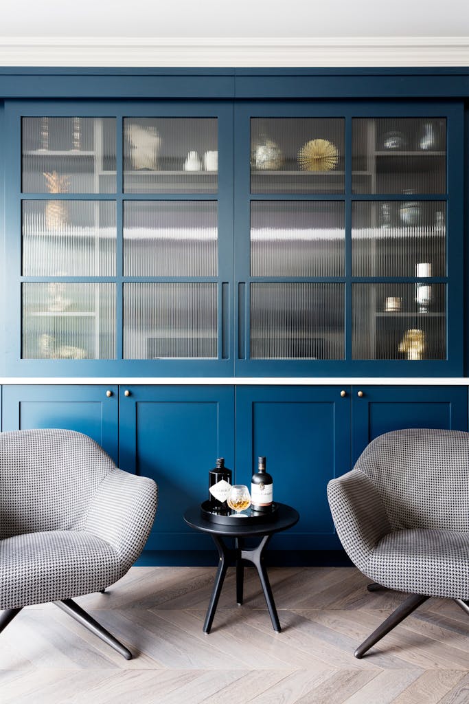 Bespoke-Living-Spaces-Joinery-Cabinetry-Bookshelves-Cabinets-Handmade-Storage-Shelving-Luxury-Finishes