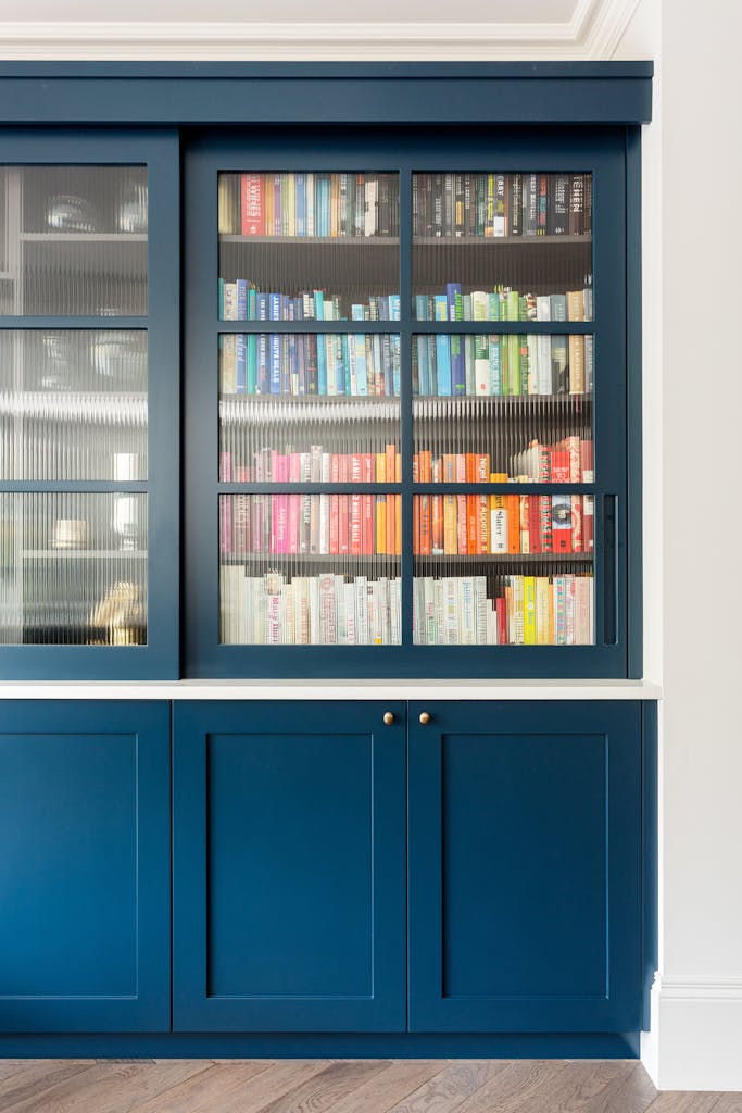 Bespoke-Living-Spaces-Joinery-Cabinetry-Bookshelves-Cabinets-Handmade-Storage-Shelving-Luxury-Finishes