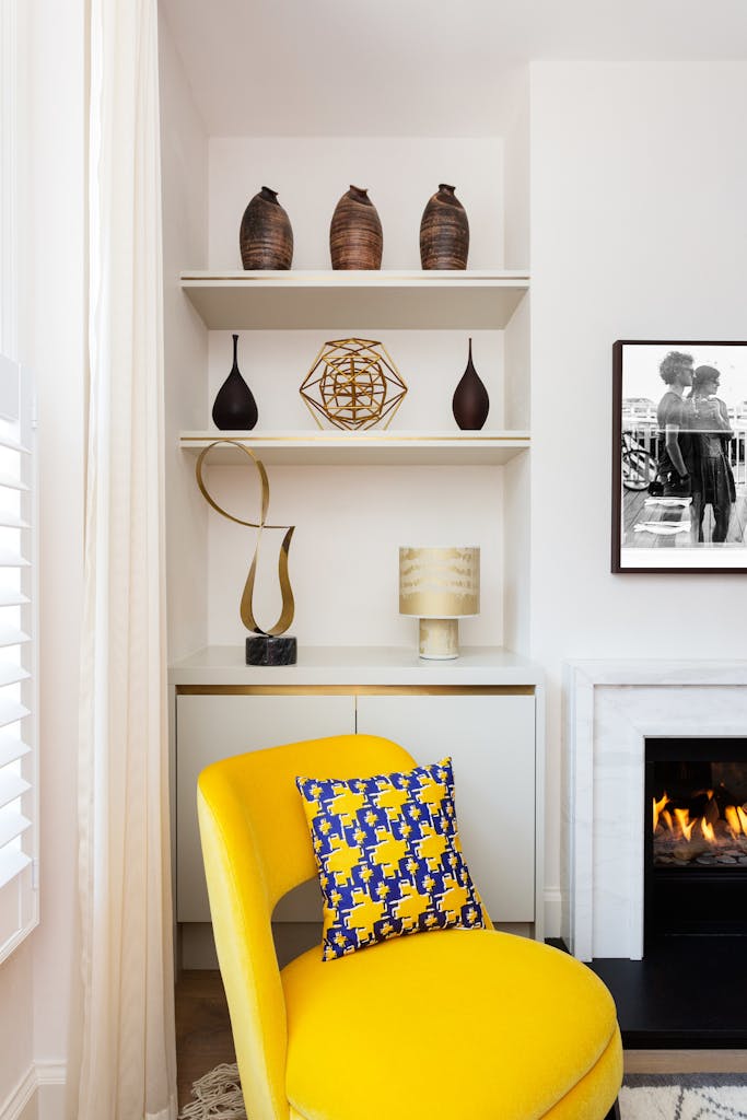 Bespoke-Living-Spaces-Joinery-Cabinetry-Bookshelves-Cabinets-Handmade-Storage-Shelving-Luxury-Finishes