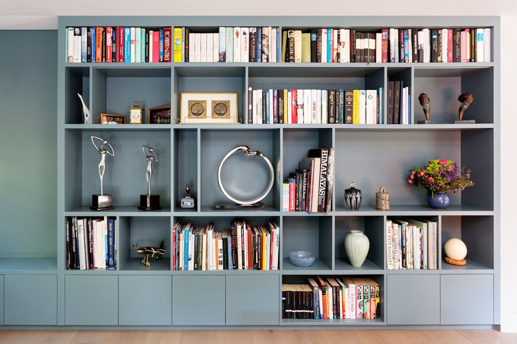 Bespoke-Living-Spaces-Joinery-Cabinetry-Bookshelves-Cabinets-Handmade-Storage-Shelving-Luxury-Finishes