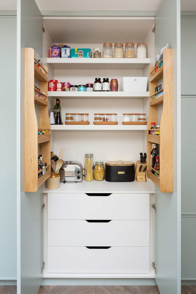whitehall bespoke kitchen solid oak dovetail drawers hux london