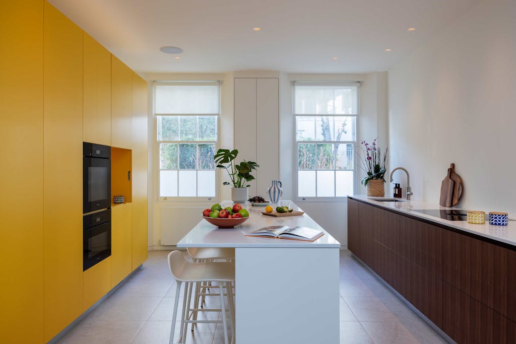 hereford road bespoke kitchen view to garden hux london 4