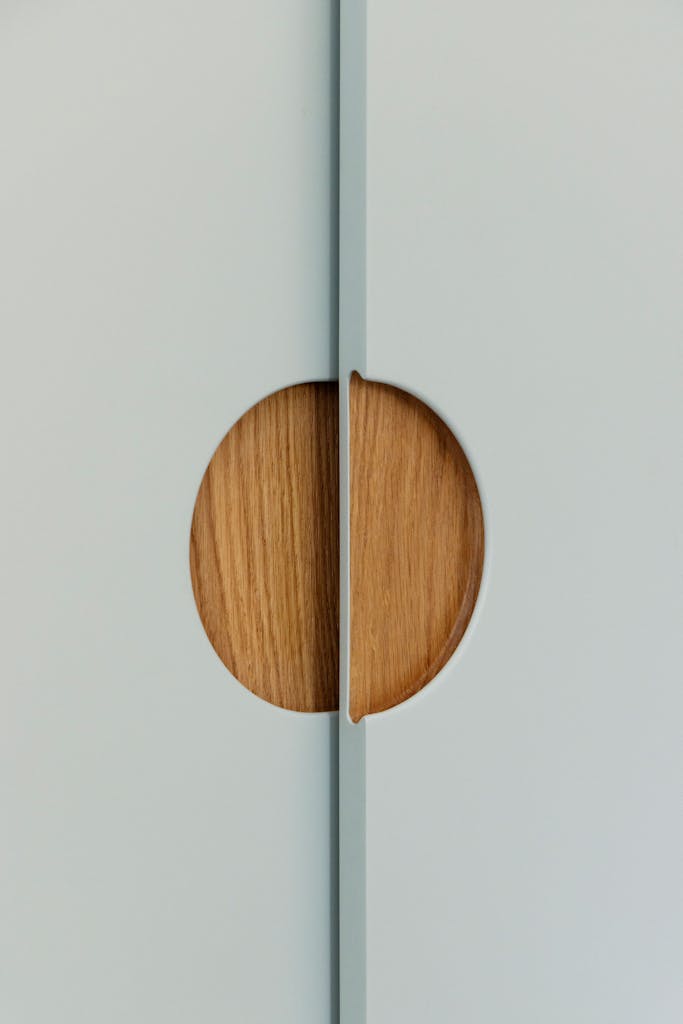 111 BLENHEIM CRESCENT 19